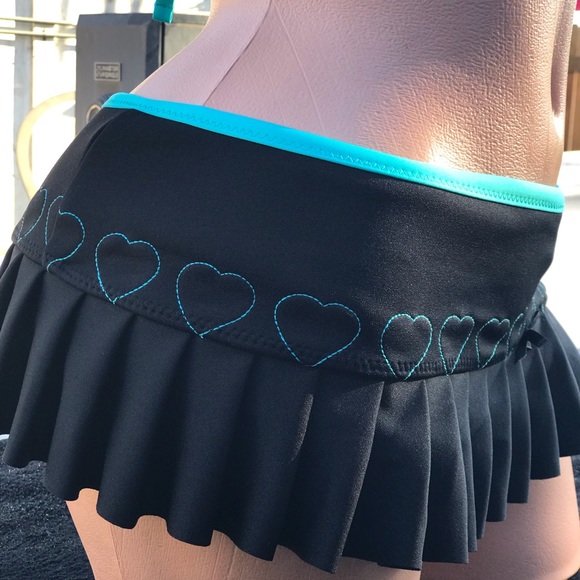 Vintage Betsey Johnson skirt bikini swimsuit heart pleated skirt scuba wetsuit - Picture 2 of 8